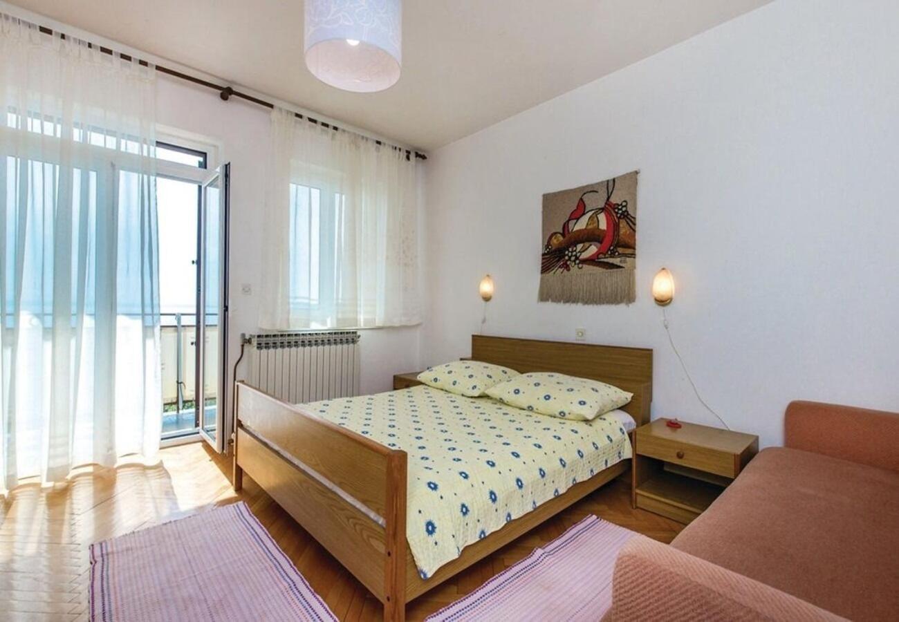 Apartment Dari ロヴラン エクステリア 写真
